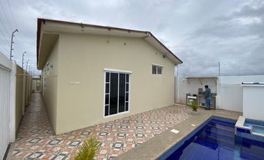 Venta Casa Punta Blanca Piscina seguridad 24/7  (RS)