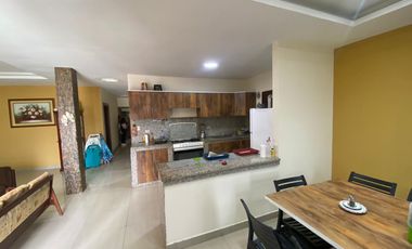 Venta Casa Punta Blanca Piscina seguridad 24/7  (RS)