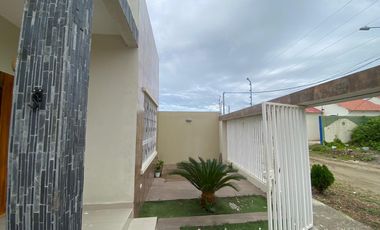 Venta Casa Punta Blanca Piscina seguridad 24/7  (RS)
