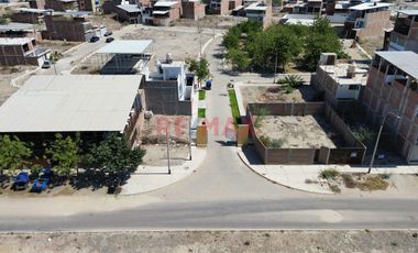 ¡🏡 ¡Gran oportunidad de inversión en Piura! 🏡

✨ Venta de Terreno en la Urbanización Casuarinas II Etapa
Ubicado en el distrito de 26 de Octubre, e