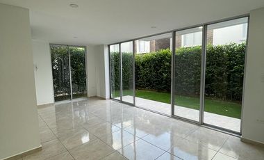 casa en arriendo en villa del rosario. Cod A2215