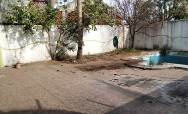CASA EN VENTA CON ALBERCA COL. PRIMERO DE MAYO VERACRUZ,VER.