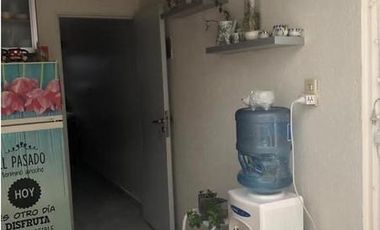 TRIPLEX 4 AMB. CON PATIO Y COCHERA