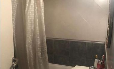 TRIPLEX 4 AMB. CON PATIO Y COCHERA