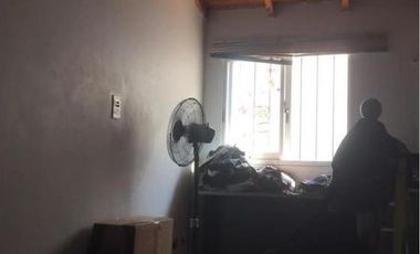 TRIPLEX 4 AMB. CON PATIO Y COCHERA