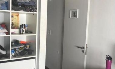 TRIPLEX 4 AMB. CON PATIO Y COCHERA