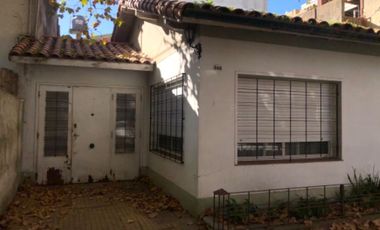 Casa en venta en Quilmes Centro