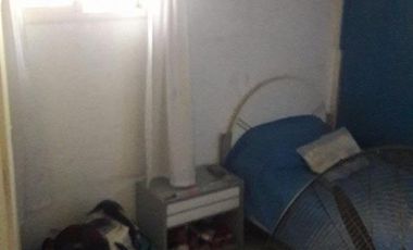 CASA EN VENTA CON LOCALES!!!!