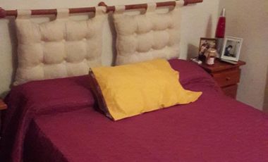 CASA EN VENTA CON LOCALES!!!!