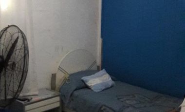 CASA EN VENTA CON LOCALES!!!!