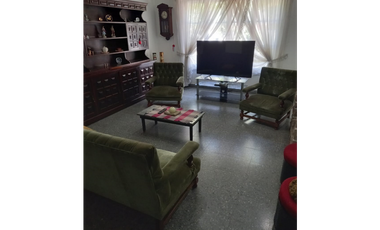 Chalet 4 amb. Zona Stella Maris