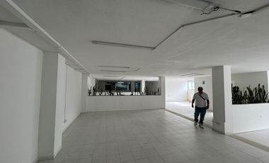 oficina en arriendo en av 30 de agosto. Cod A5685