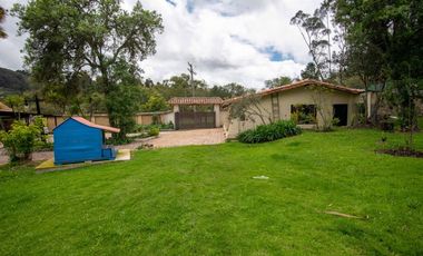 casa en arriendo/venta en vereda el salitre. Cod V15837
