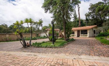 casa en arriendo/venta en vereda el salitre. Cod V15837
