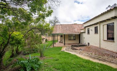 casa en arriendo/venta en vereda el salitre. Cod V15837