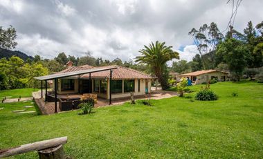 casa en arriendo/venta en vereda el salitre. Cod V15837