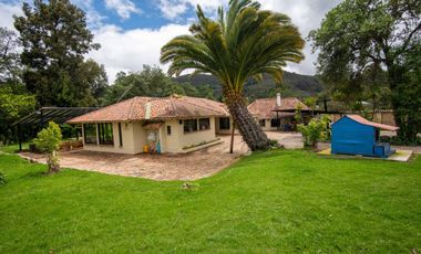 casa en arriendo/venta en vereda el salitre. Cod V15837
