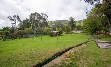 casa en arriendo/venta en vereda el salitre. Cod V15837