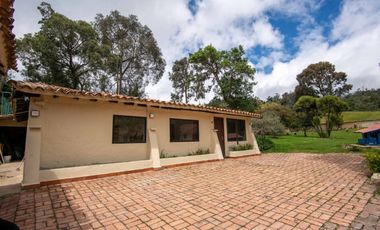casa en arriendo/venta en vereda el salitre. Cod V15837
