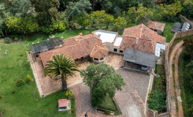 casa en arriendo/venta en vereda el salitre. Cod V15837