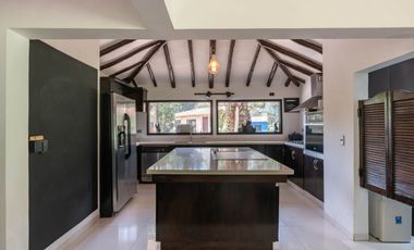 casa en arriendo/venta en vereda el salitre. Cod V15837