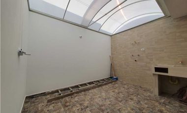 Se Vende Casa Cerca Al Centro Excelentes Acabados