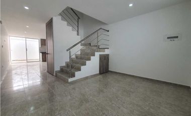Se Vende Casa Cerca Al Centro Excelentes Acabados