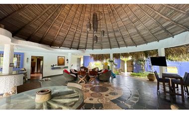 Se Vende Casa en Punta Barco, San Carlos