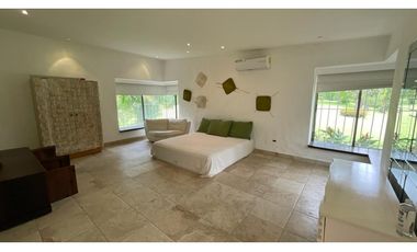 Se Vende Casa en Punta Barco, San Carlos