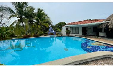 Se Vende Casa en Punta Barco, San Carlos