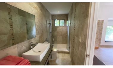 Se Vende Casa en Punta Barco, San Carlos