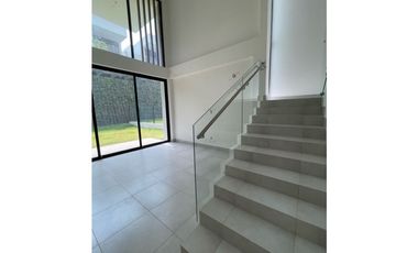 Panama Norte / Casas Eco-comunidad