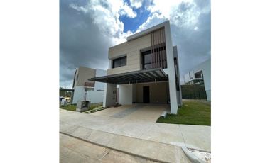 Panama Norte / Casas Eco-comunidad