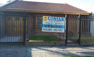 CHALET EN EXCELENTE ESTADO.