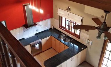 CHALET EN EXCELENTE ESTADO.