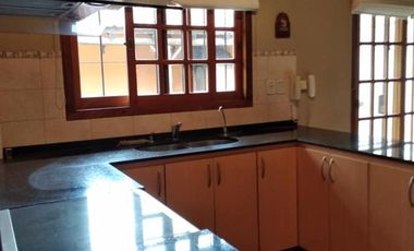 CHALET EN EXCELENTE ESTADO.