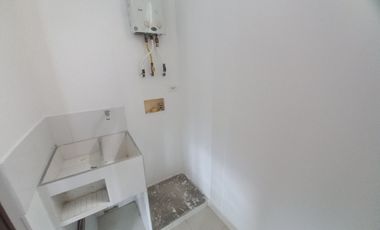 apartamento en arriendo en conjunto parque 93 piso 3 sin ascensor. Cod A13852