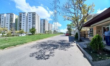 apartamento en arriendo en conjunto parque 93 piso 3 sin ascensor. Cod A13852