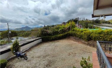 Finca En Marinilla Vereda El Pozo