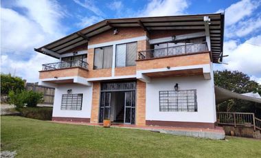 Finca En Marinilla Vereda El Pozo