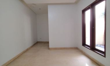 Dijual Rumah Minimalis di Pondok Indah Dekat ke Stasiun MRT