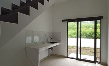 Jual rumah murah cantik rasa villa sejuk asri di Cipageran Cimahi Pusat kota Bandung barat