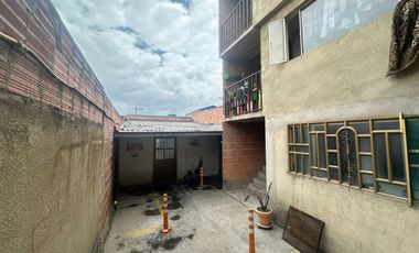 casa en venta en leon xiii. Cod V12547