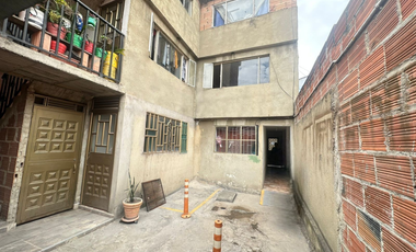 casa en venta en leon xiii. Cod V12547
