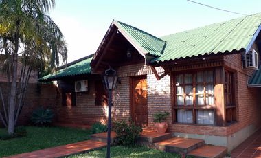 GUIDEK - STASIUK PROPIEDADES VENDE HERMOSA CASA