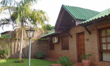 GUIDEK - STASIUK PROPIEDADES VENDE HERMOSA CASA