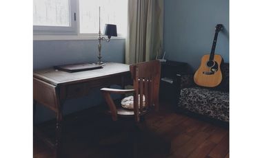 Casa 5 ambientes/ Pocos años de antigüedad/ Barrio El Tejado