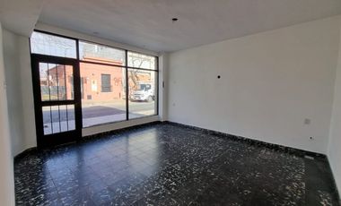 Casa con Departamento en venta en Lujan Centro