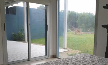 EXCELENTE PROPIEDAD EN COSTA ESMERALDA