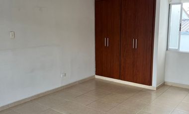 casa en venta en avenida sur. Cod V636